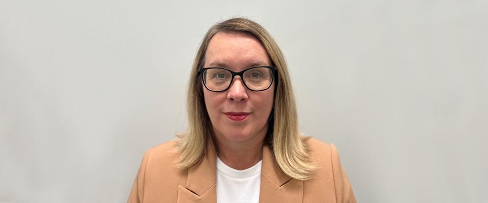 Sharon Burns head shot